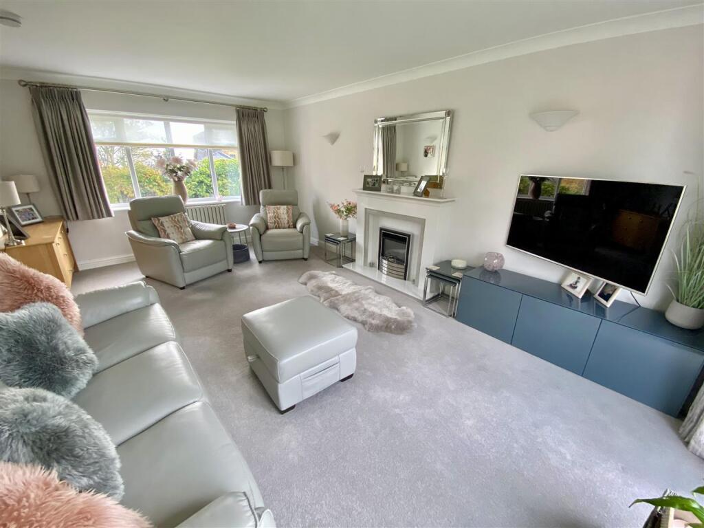 Bramleys Estate Agents - Whitley Road - Mirfield (
