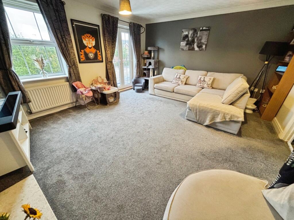 pbox-living_room-337748.jpeg