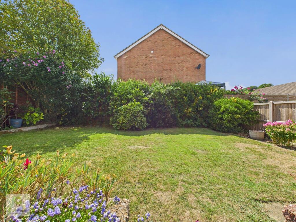 CAM02308G0-PR0160-STILL004