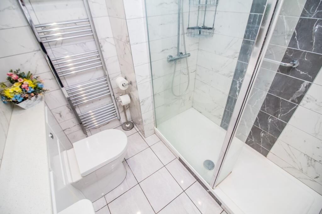 Bedroom One En-suite.