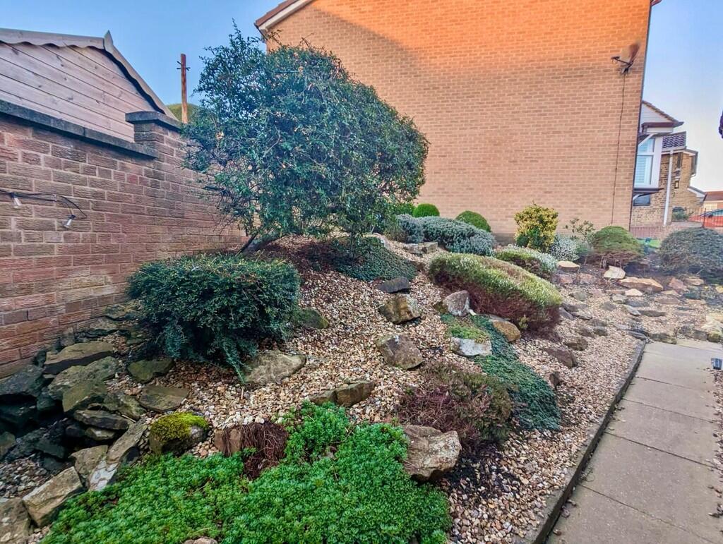 side garden