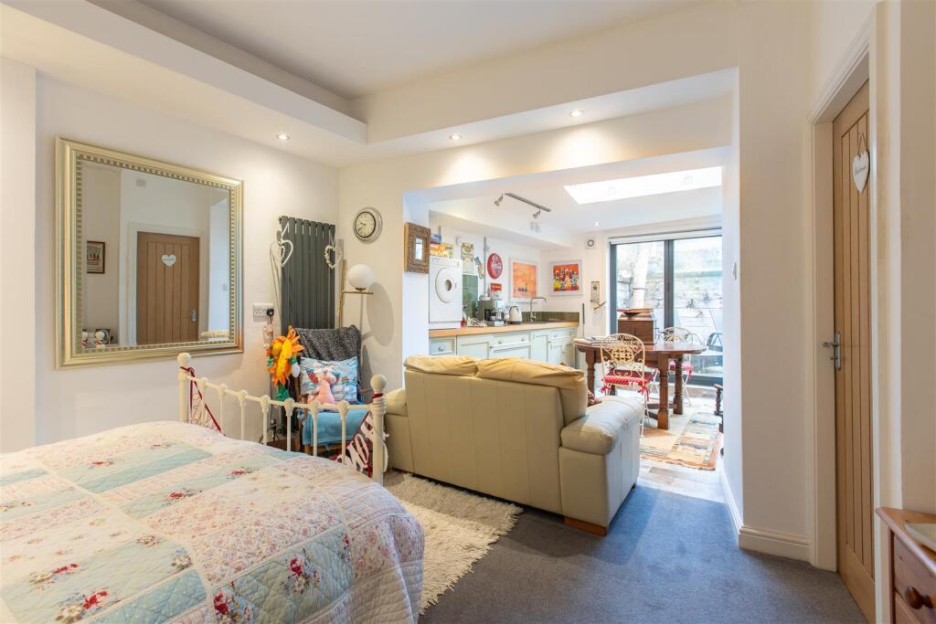 Bondgate 3 Studio-1.jpg