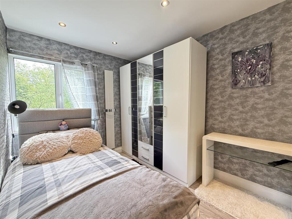 Erlstoke Close 81 - Bed 3.jpg