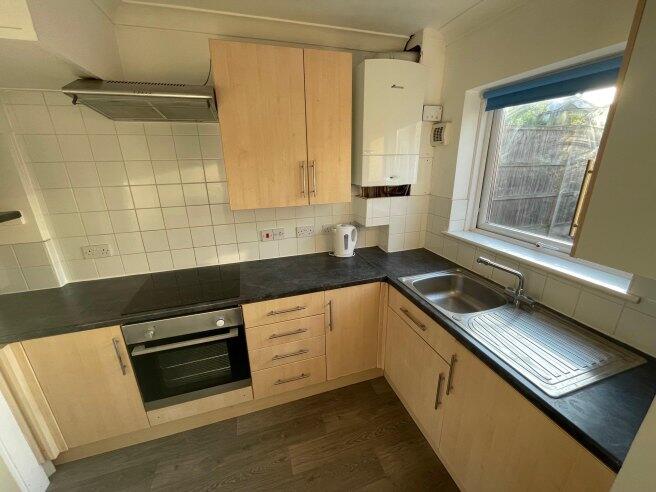 hillside-avenue-ct2-8ez-1015078