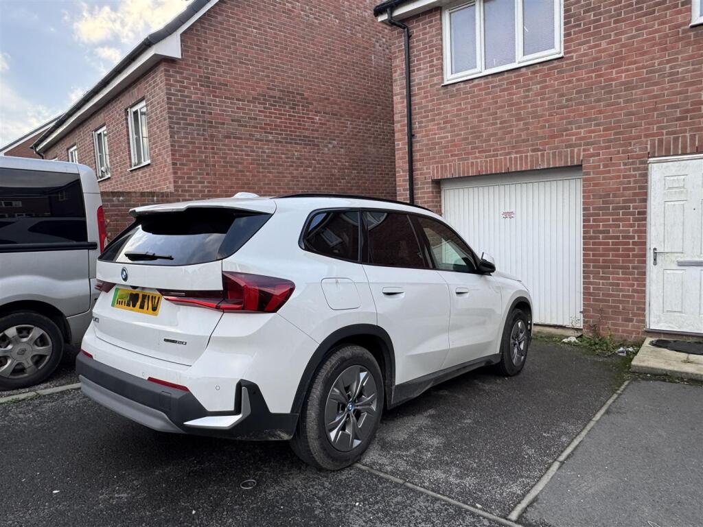 Garage/Parking