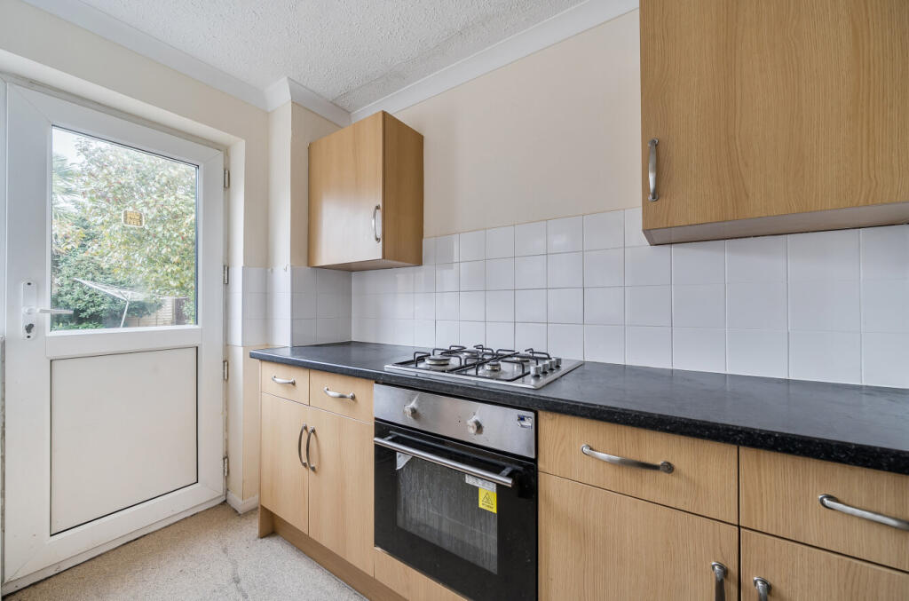 1388353-6-6936bff...