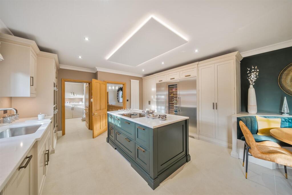 Lounge Dining Kitchen