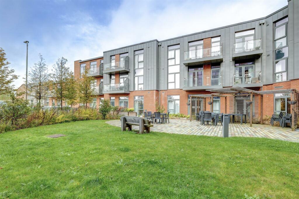 8 Springfields, School Lane, Ashby