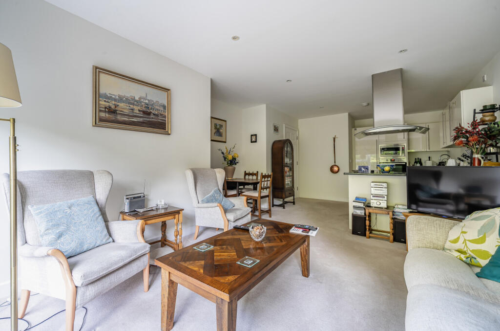 1345253-12-68b722...