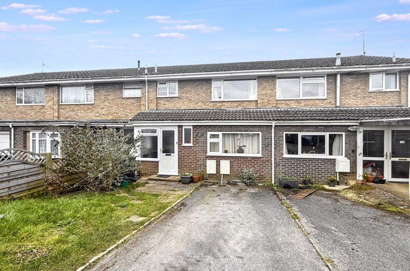 Front - Generous Driveway