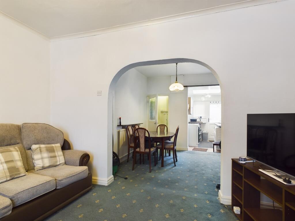 CAM01440G0-PR0114-STILL003