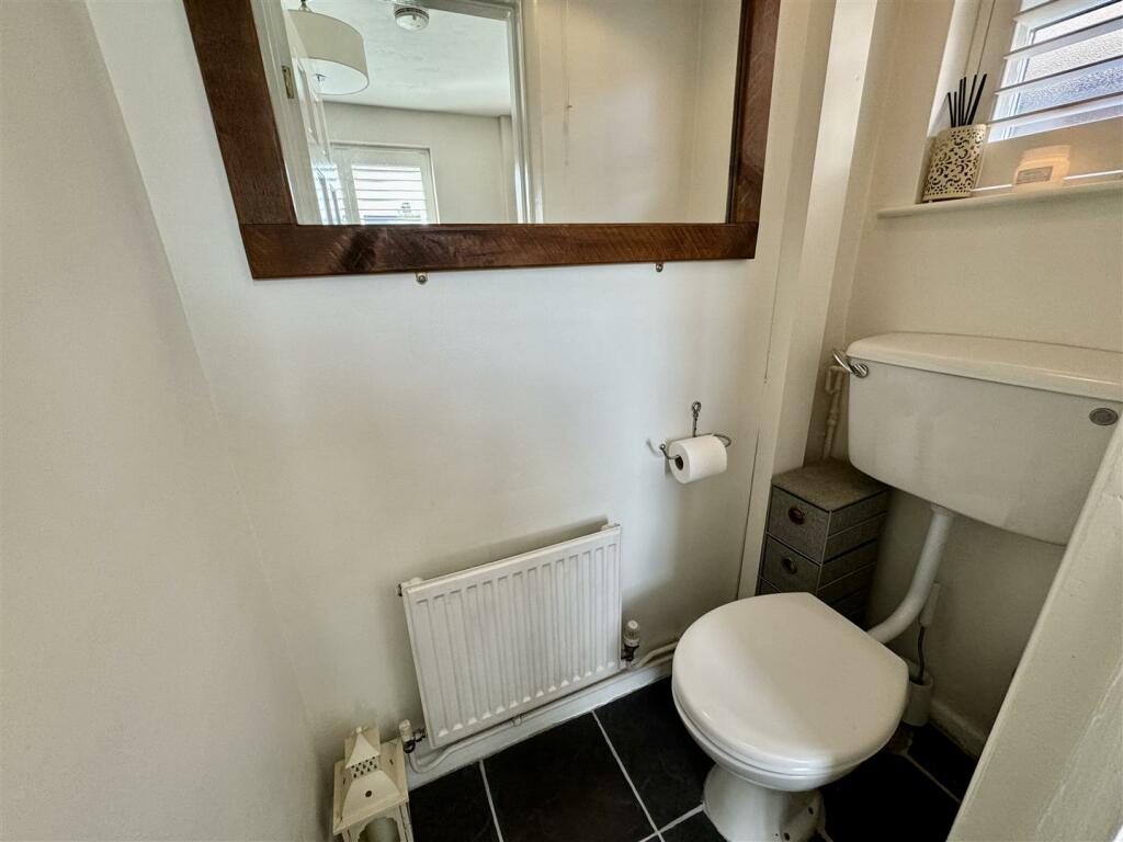 GROUND FLOOR WC