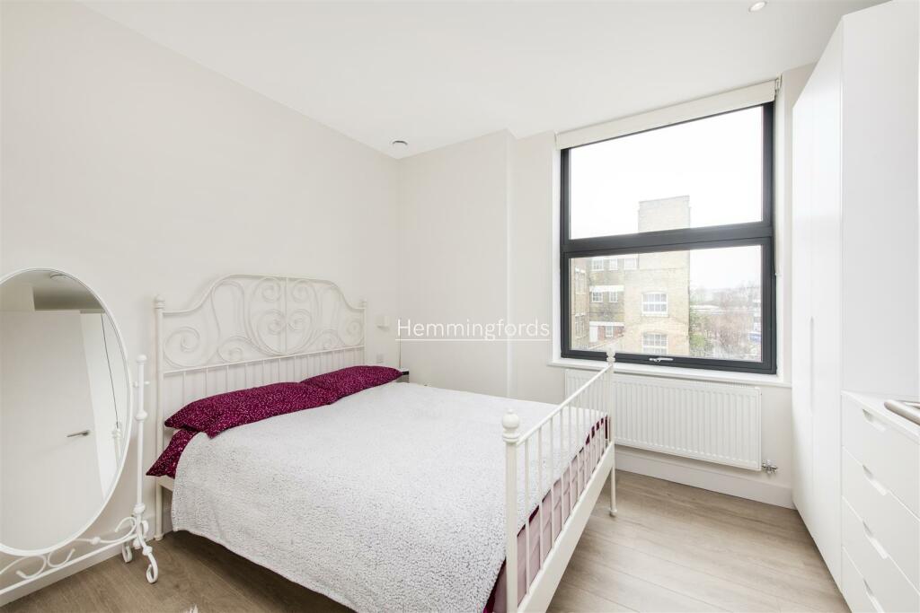 16 Cambridge House Hi-6.jpg