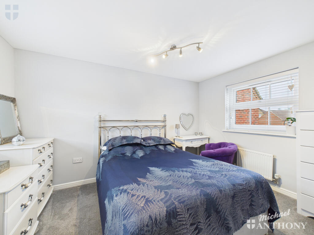 CAM03218G0-PR0837-STILL001