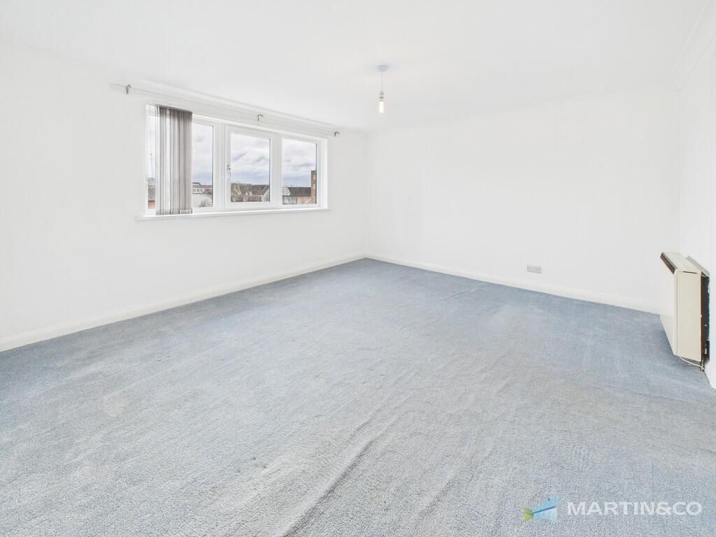 CAM02318G0-PR0557...