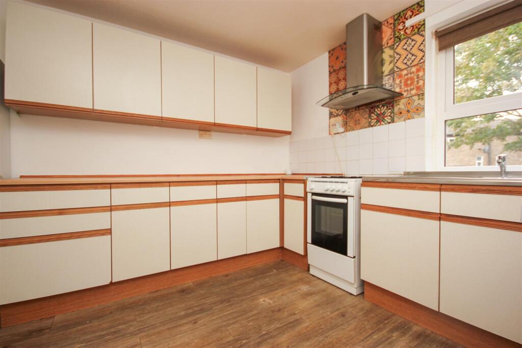 kitchen 3.JPG