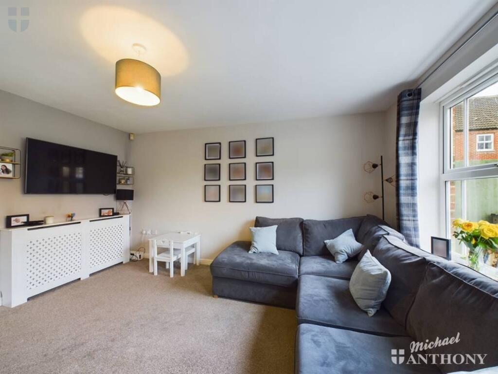 CAM03218G0-PR0492-STILL012-thumbnail-h750-70