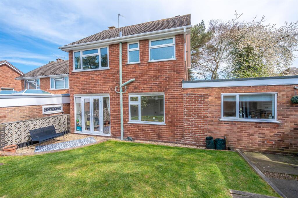 10 Grange Park (43).jpg