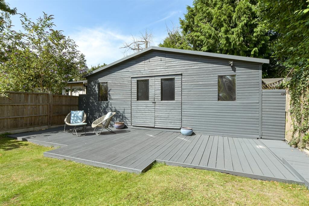 Workshop/Outbuildings