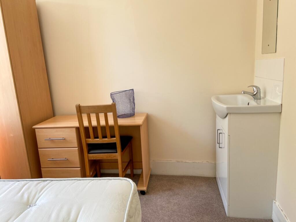 16 Hollingbury Road Unknown Bedroom 1 (3)