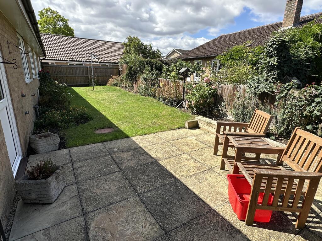 Garden 1.JPG