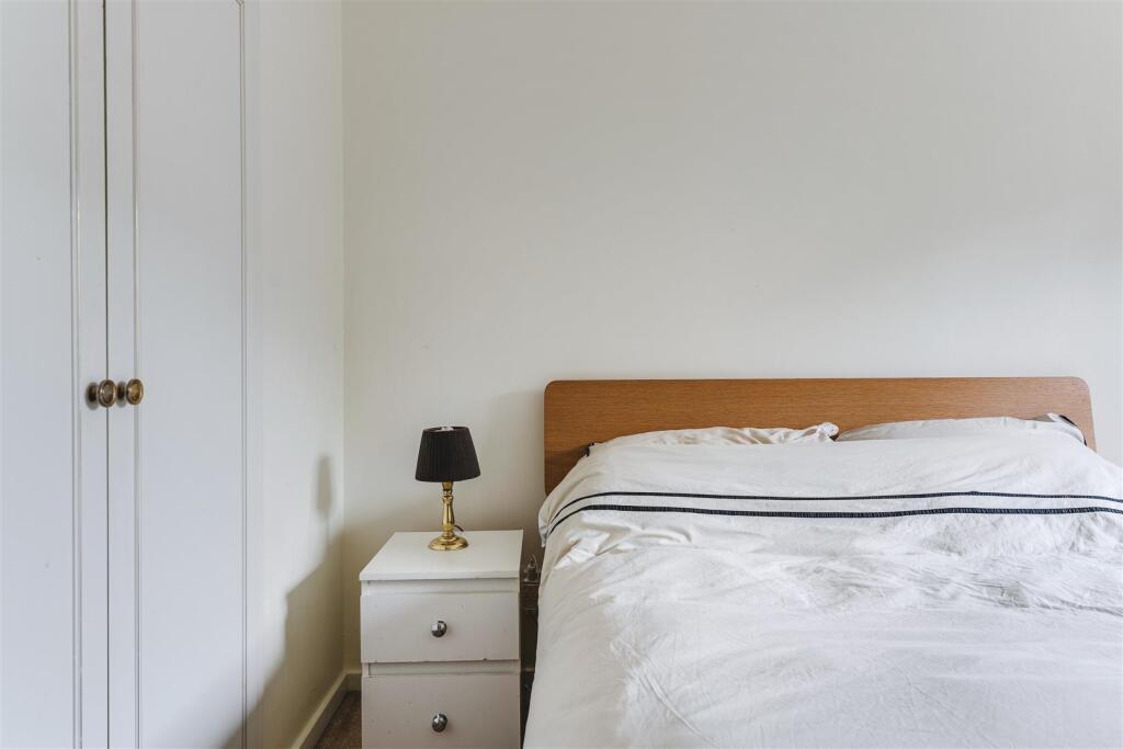 190 Riverside-10.jpg