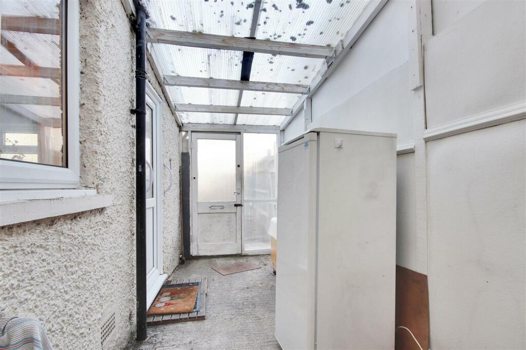 UTILITY AREA