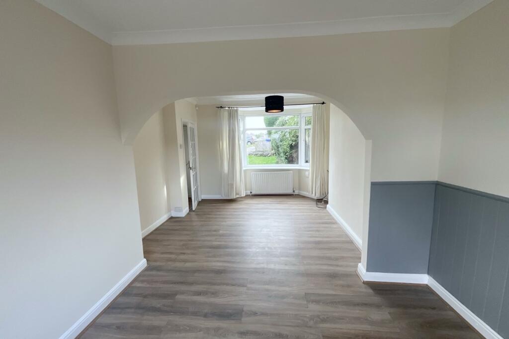 living/dining room 