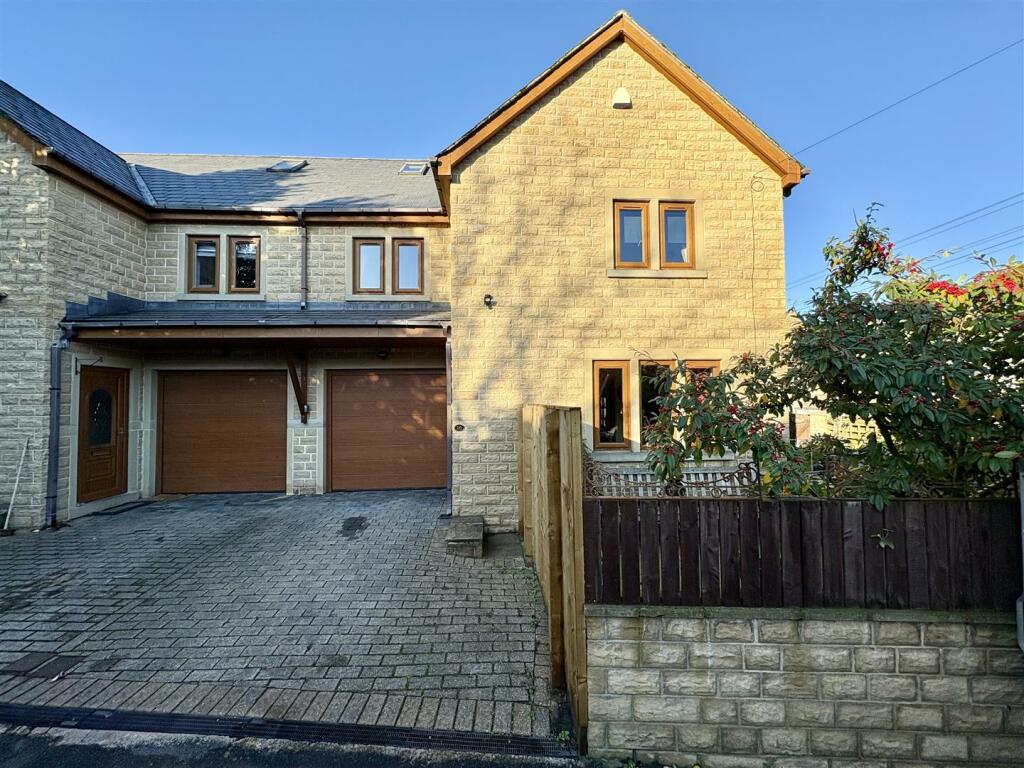 Bramleys Estate Agents - Ainley Street - Elland (2