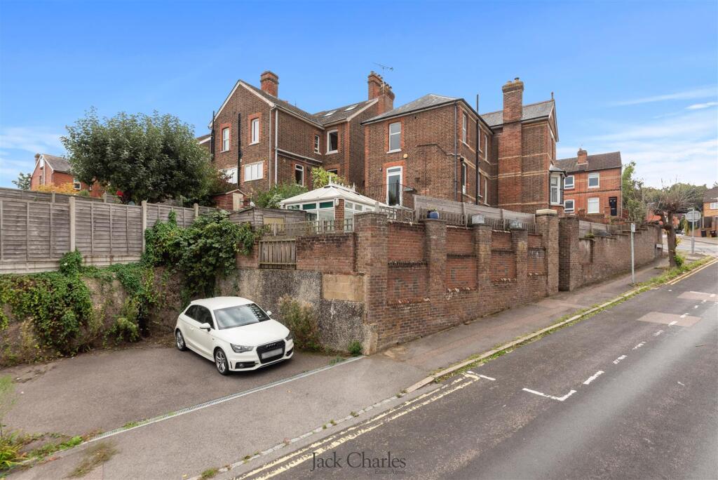 7 Baltic Road-54.jpg