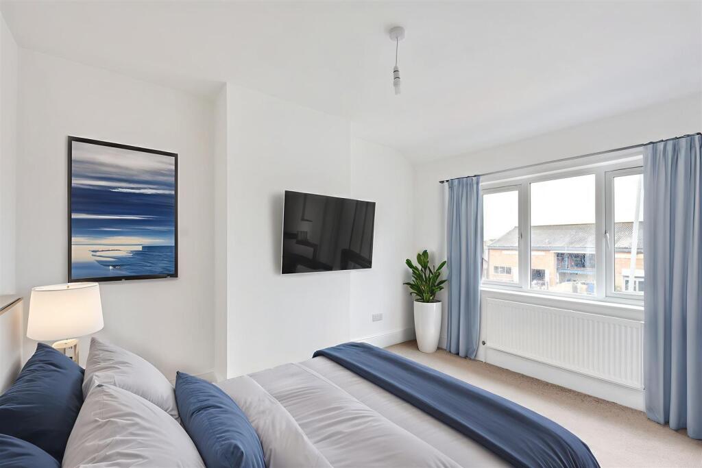 Bedroom-1 - Bedroom - Standard - 2.jpeg