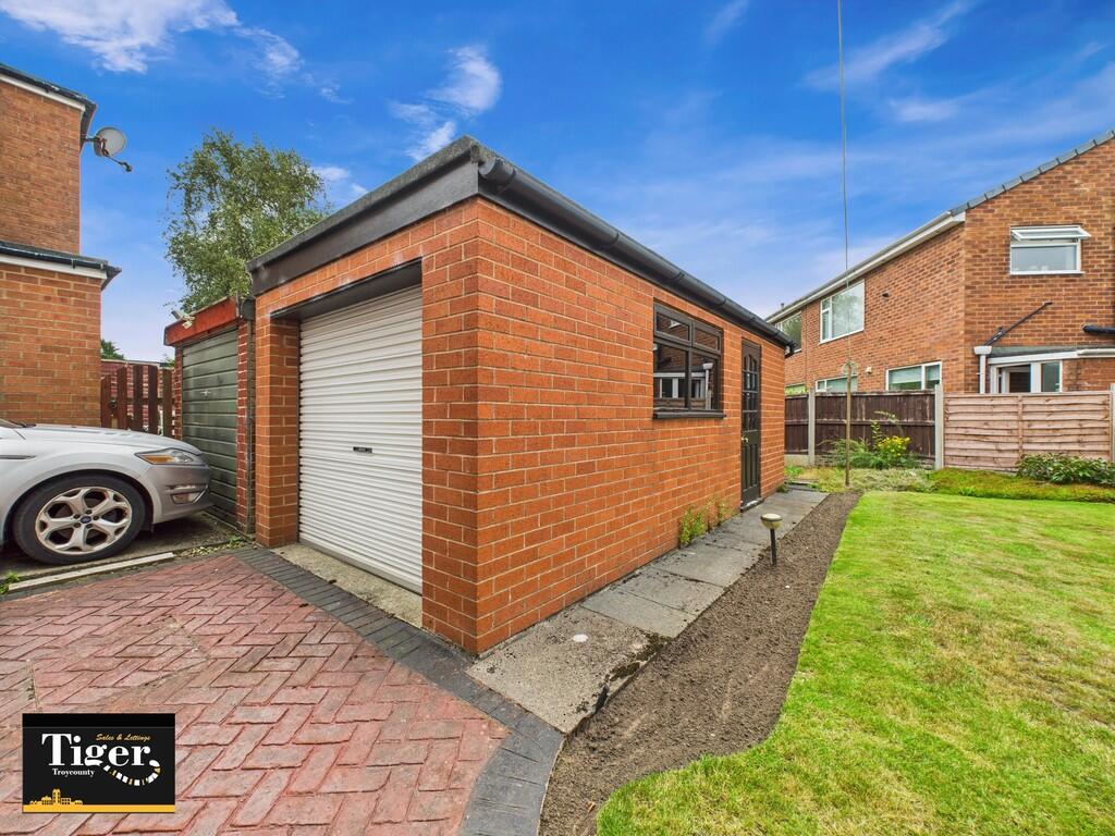 CAM02176G0-PR0681...