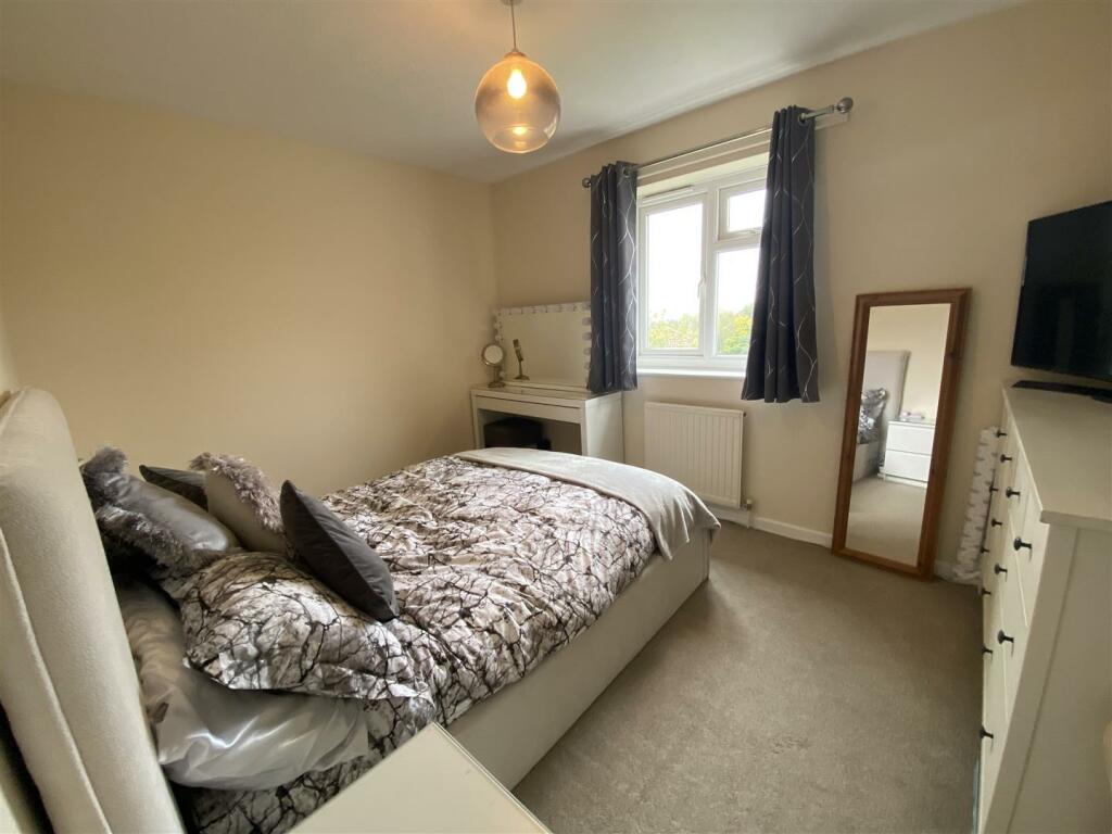 Bedroom One.jpeg