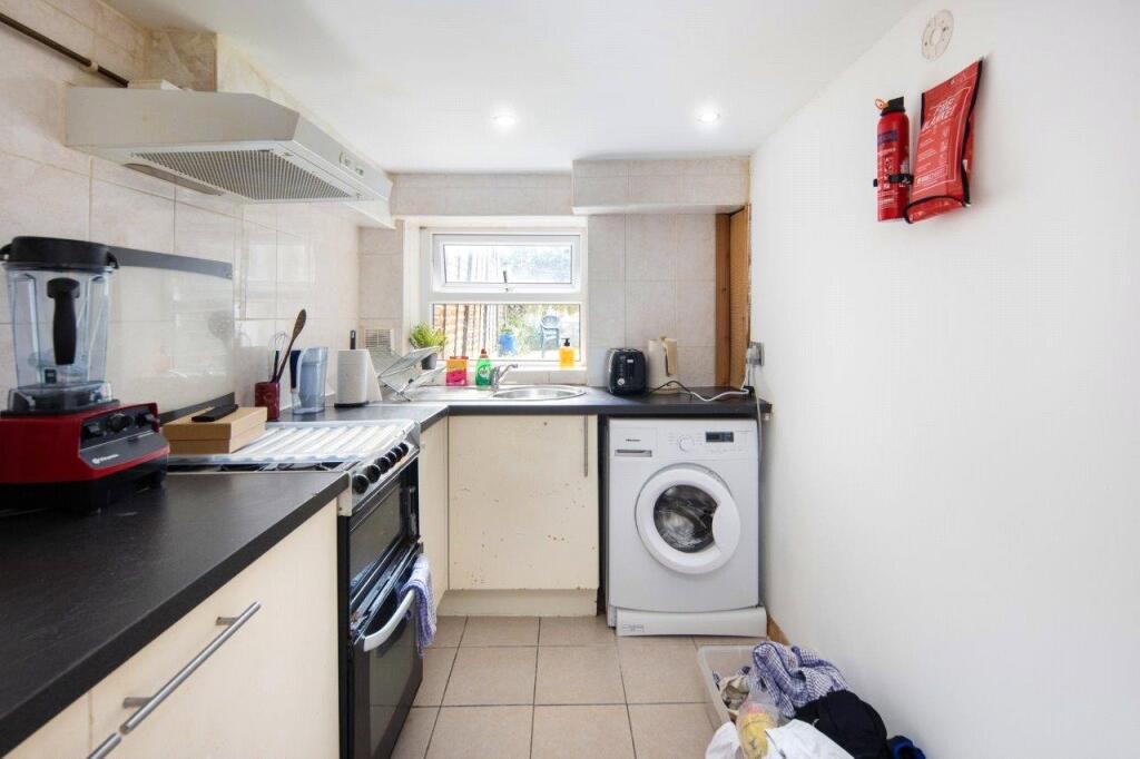 Kitchen 2/ Lower G/F