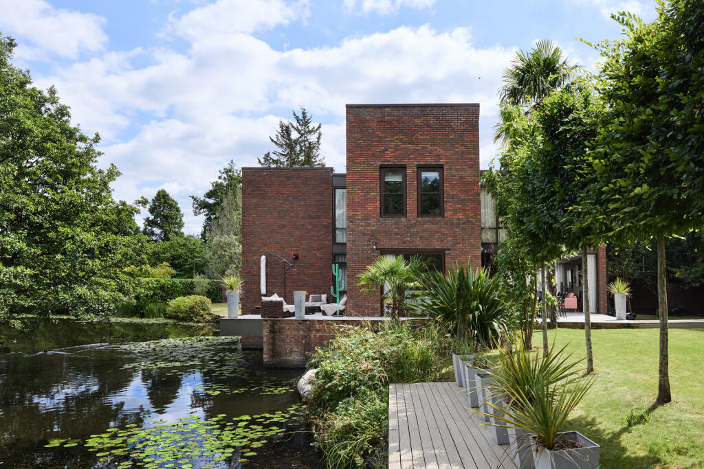 298339 - DGLA4430.jpg