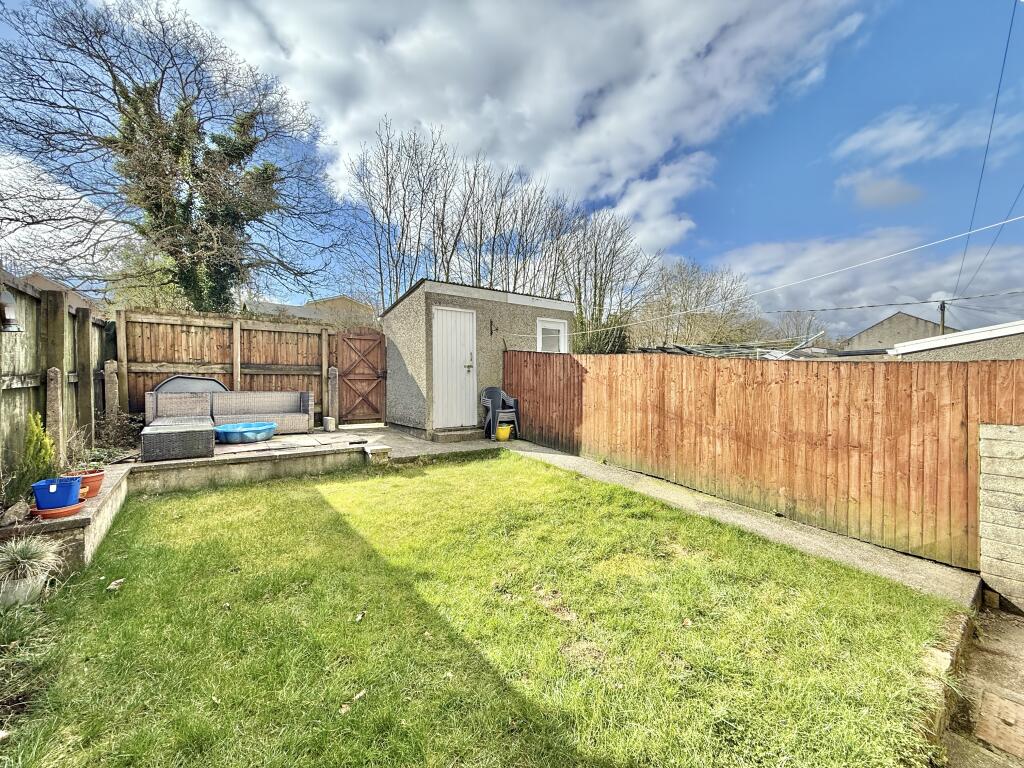 Sunny South-Facing Garden