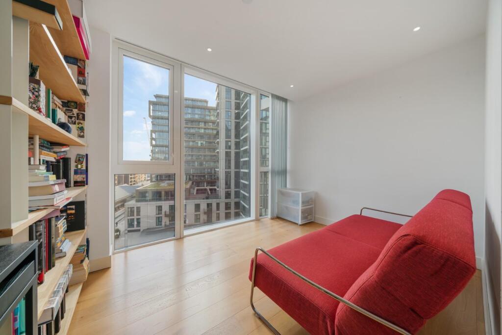 Admiralty House E1W 2AH-6.jpg