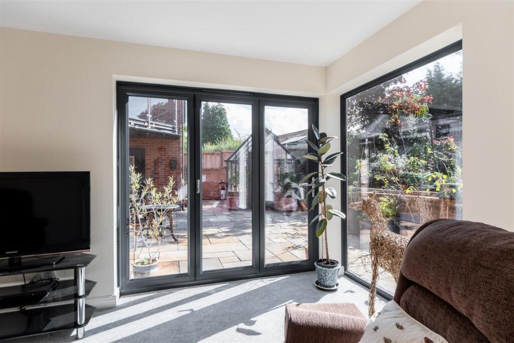 Lichfield Cottage-020.jpg