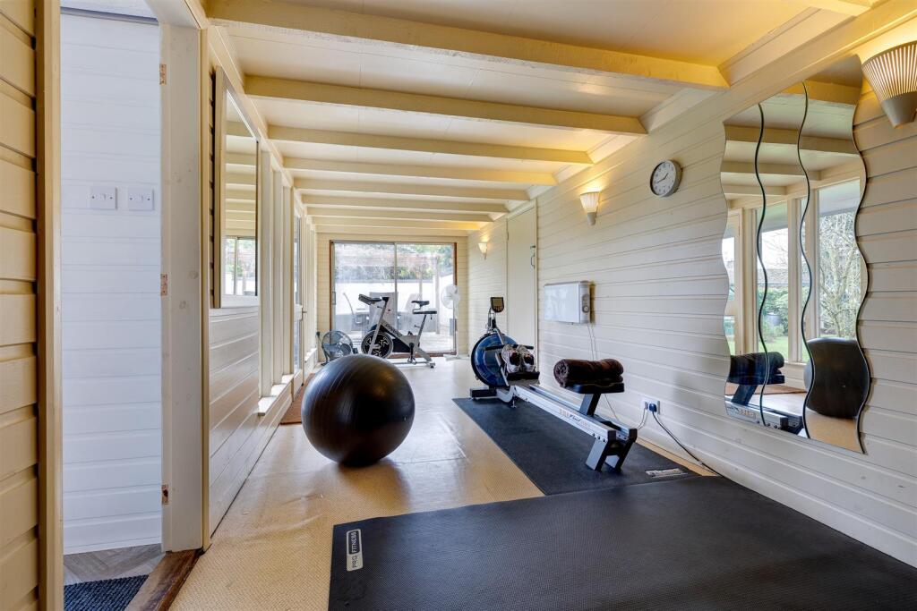 CV13 6BE 9GFL-021.jpg