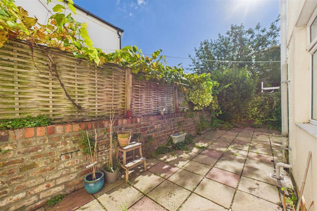 29 Queen Victoria Road Westbury Park, Bristol, BS6