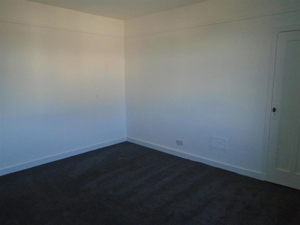 88TownheadStreetBedoom1.JPG