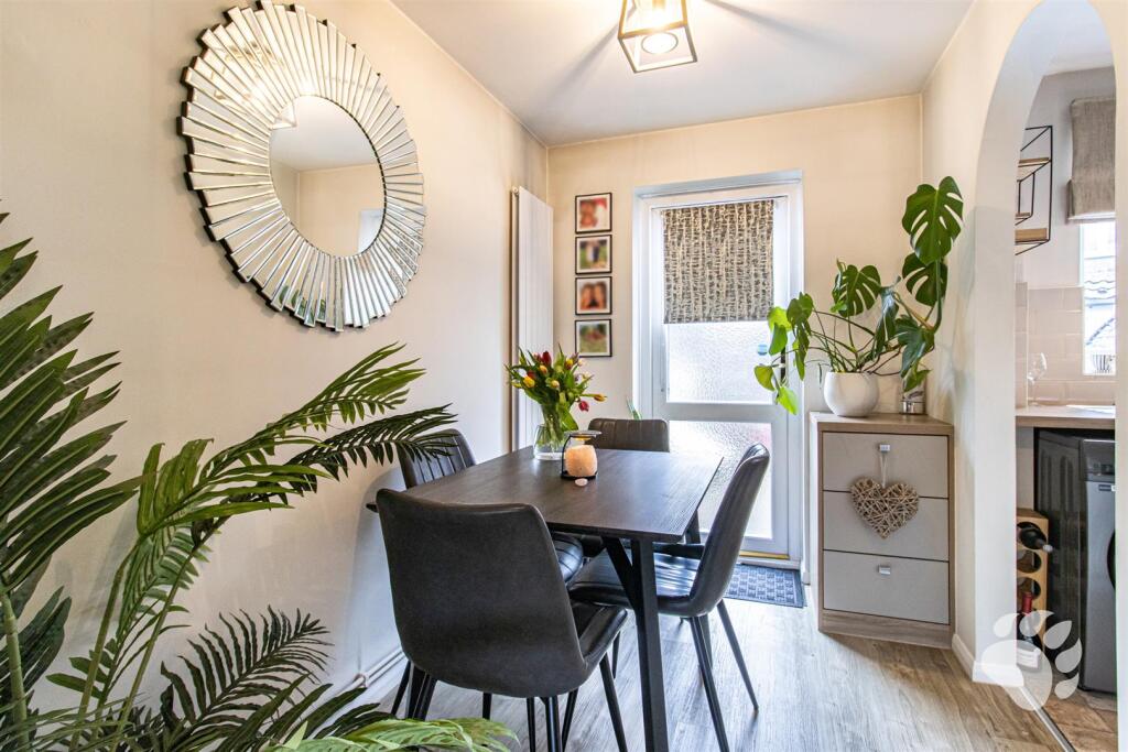 Lounge/Diner