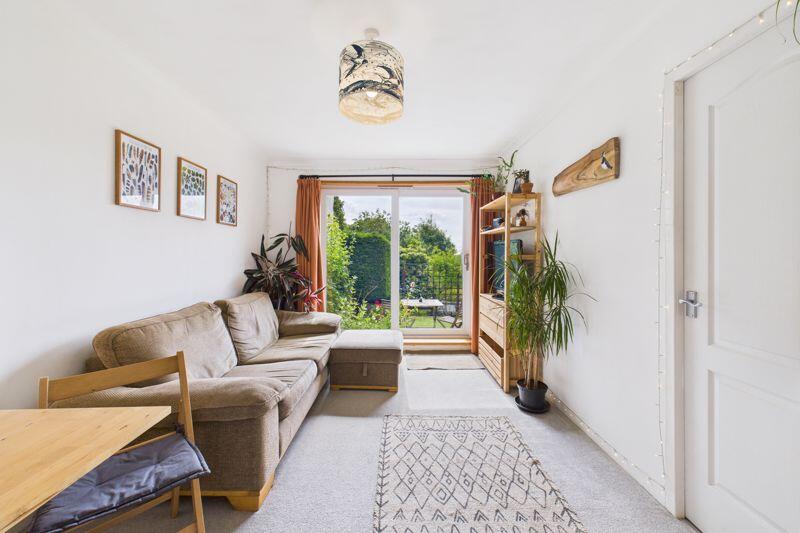 Lounge/Dining Angle 2