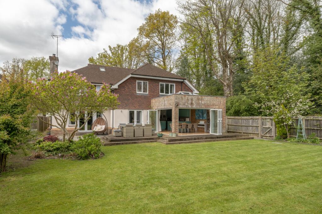 Church Road, Worth, West Sussex, RH10