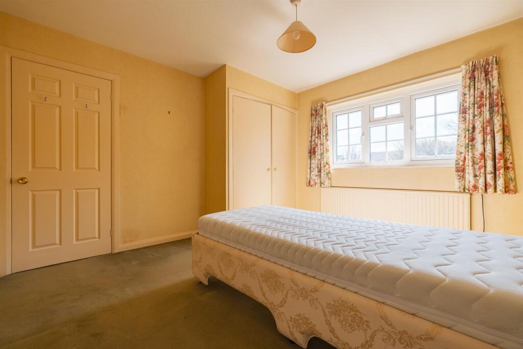 15 Old Farm Close-34.jpg