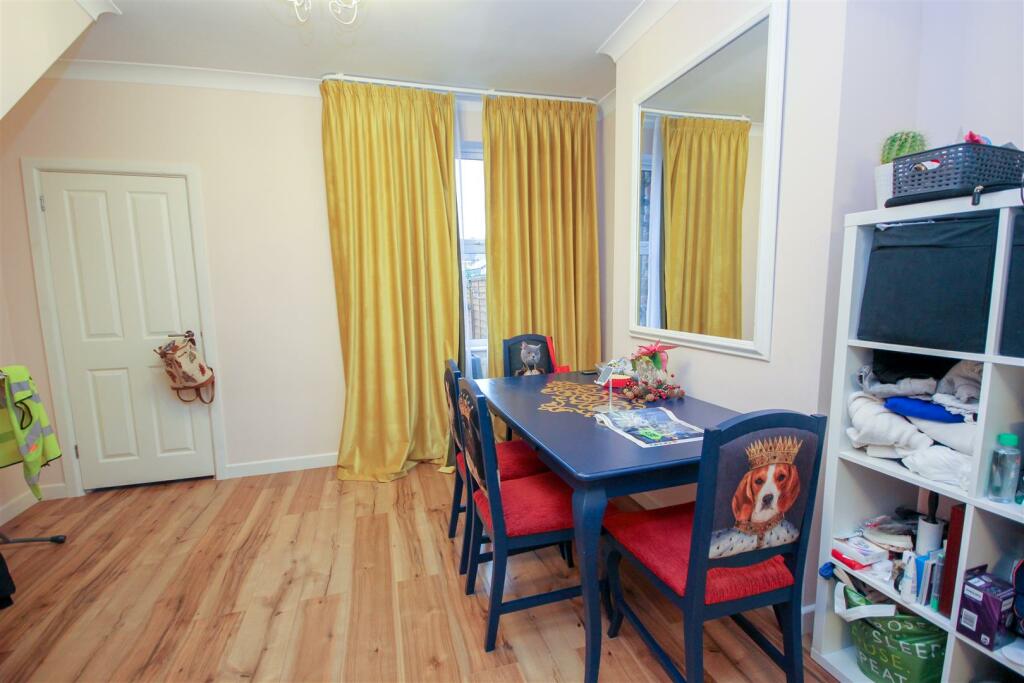 Dining Room 1.jpg