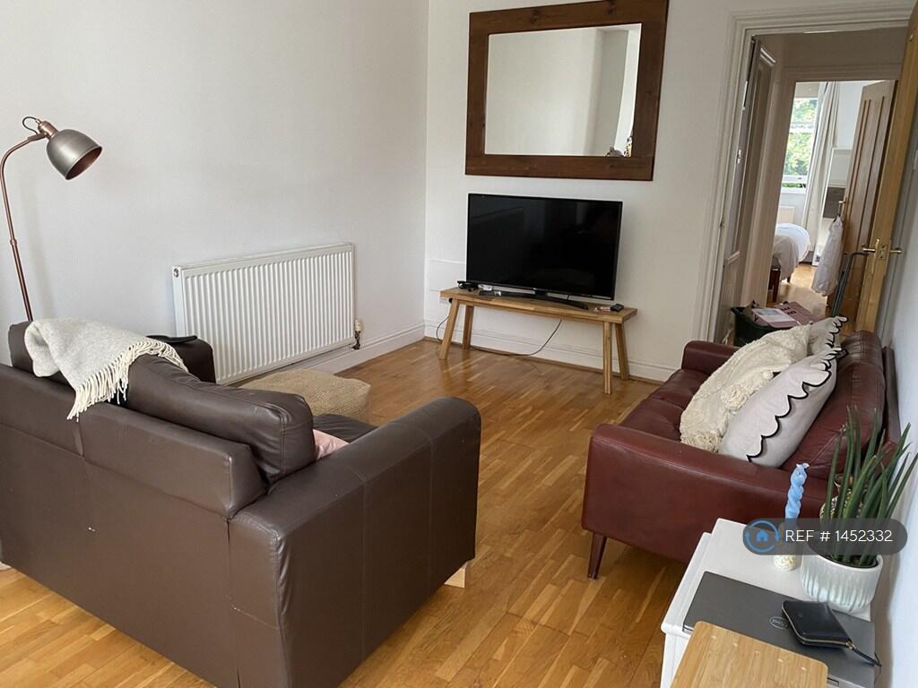 Comfy Lounge