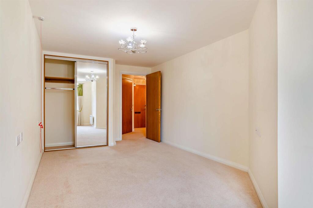 8572889-interior03-800.jpg
