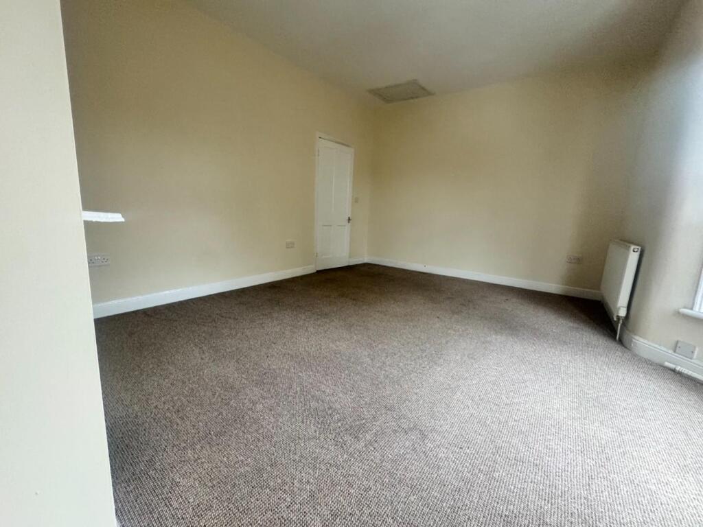 bedroom..jpg