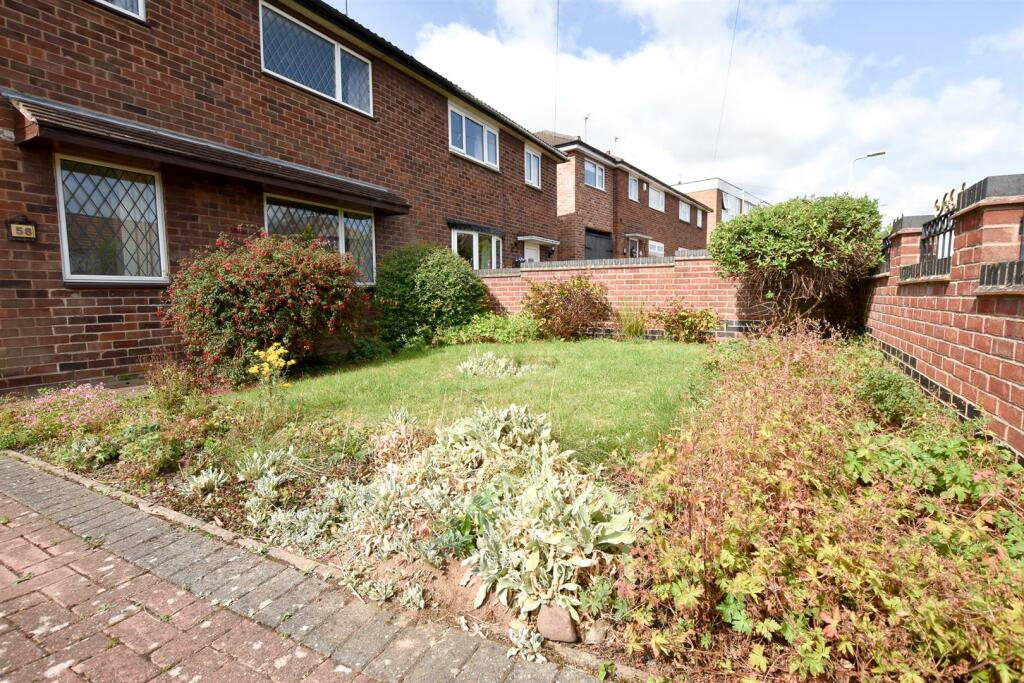 REAR ENCLOSED GARDEN